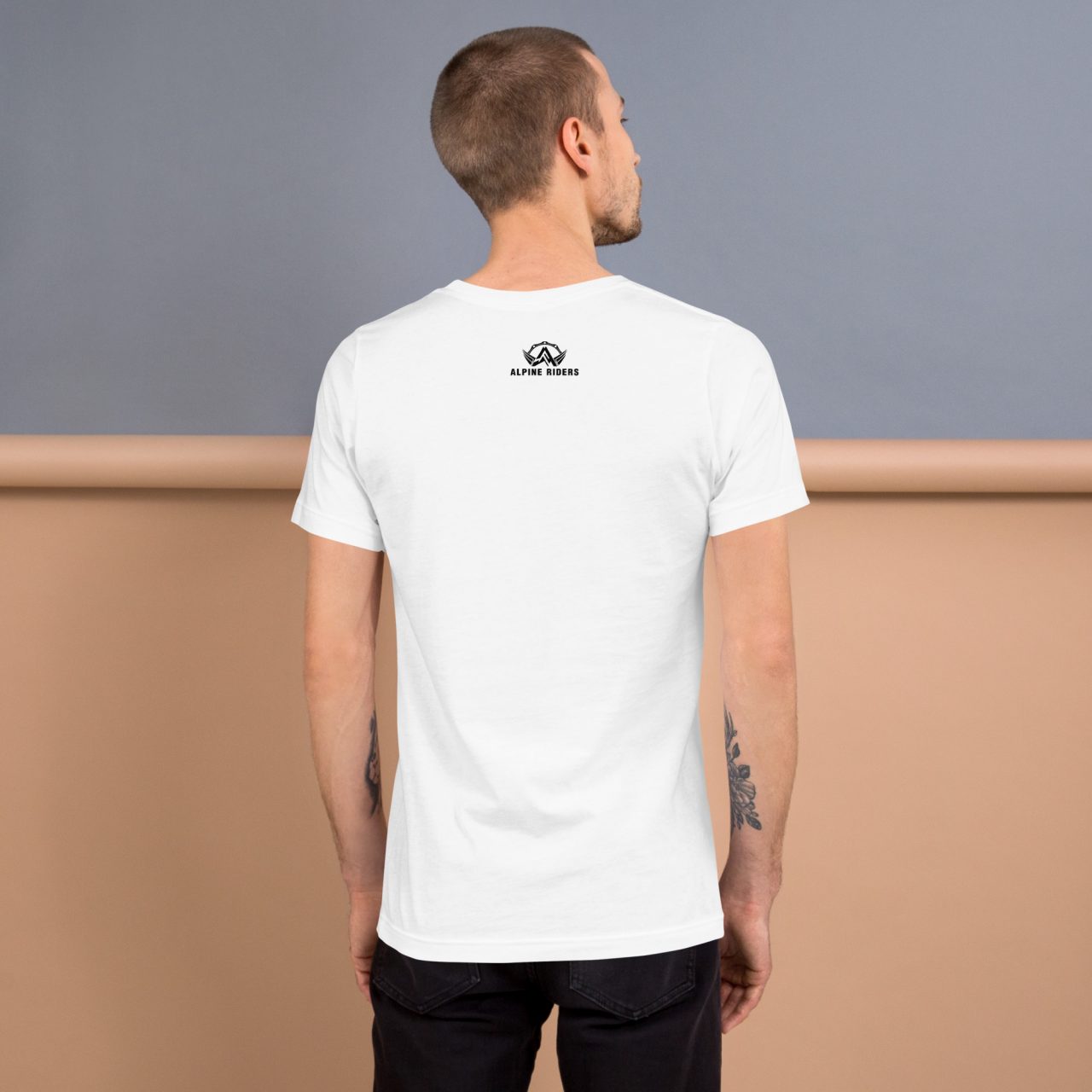 Alpine Riders v2 Unisex-T-Shirt – Bild 4